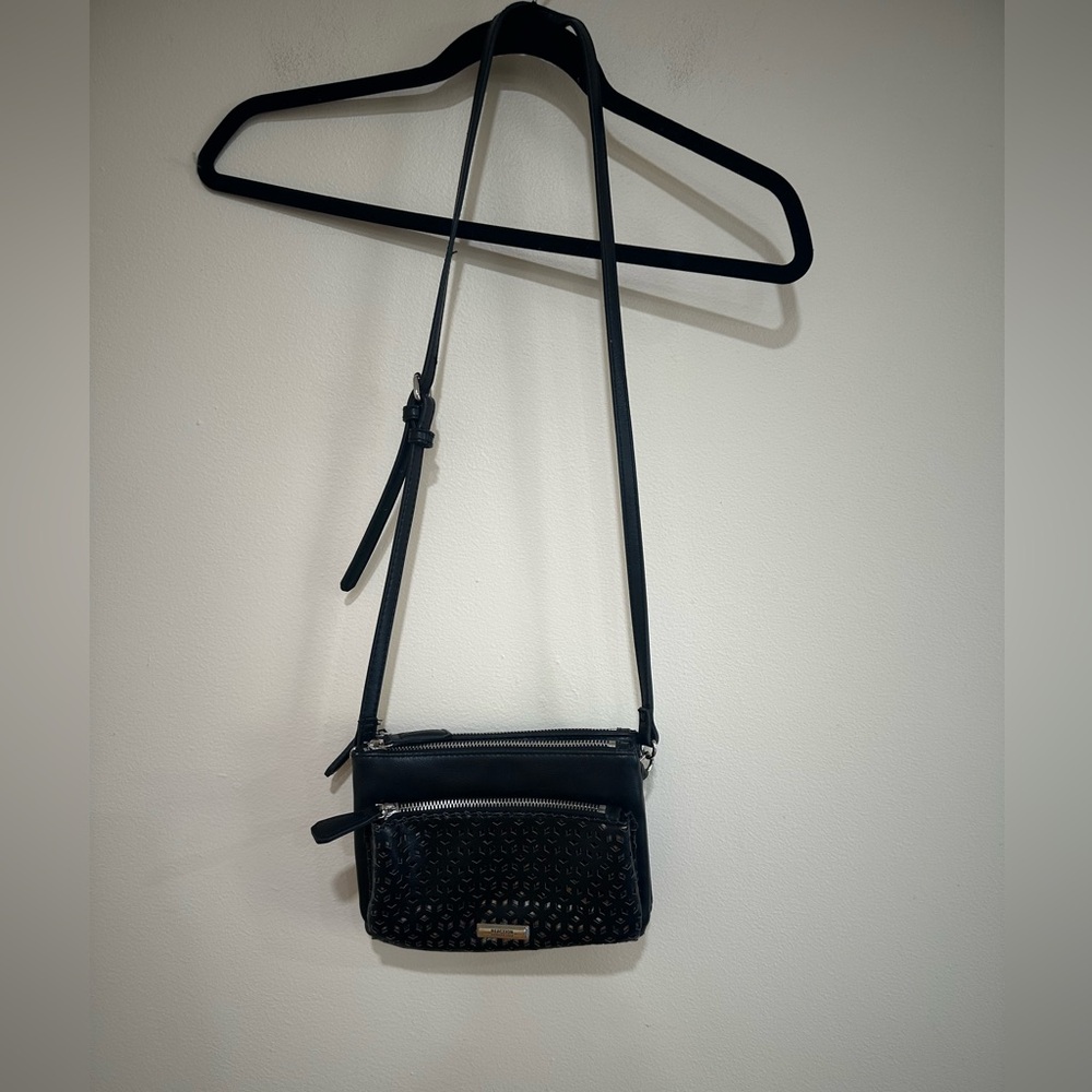 Kenneth Cole reaction Sleek Black Leather Crossbody Bag with Adjustable Strap
